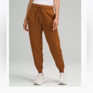 Lululemon Scuba Jogger